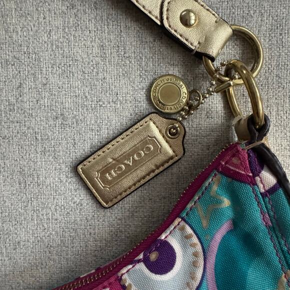 Vintage Y2K Poppy Coach Bag in Rainbow Graffiti - Picture 6 of 12